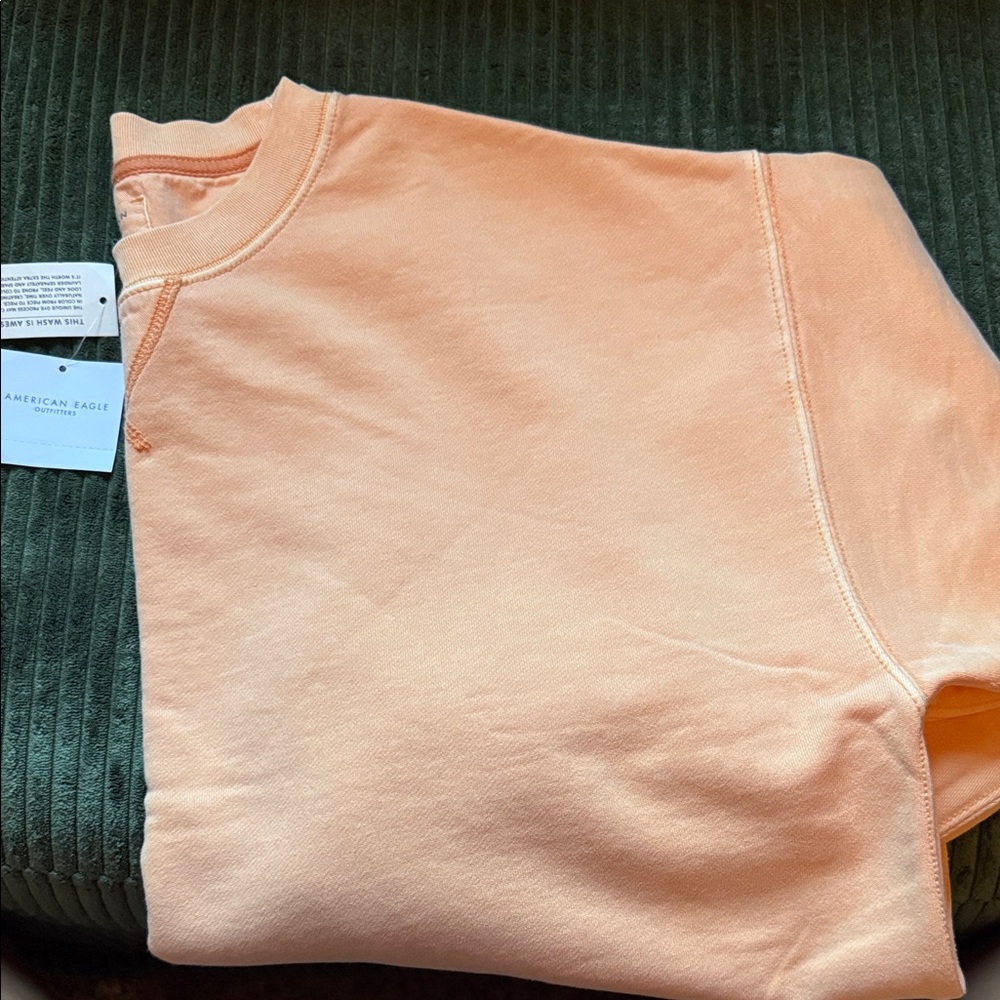American Eagle light orange Sweatshirt